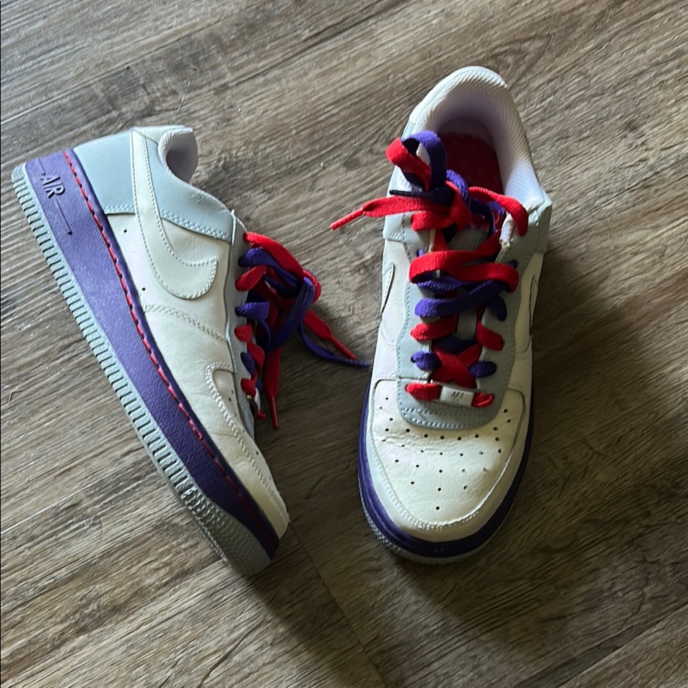 Nike Women’s White Low-Top Sneakers with Purple & Red Accents
